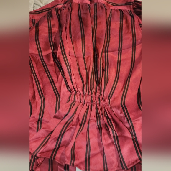 YVES SAINT LAURENT RIVE GAUCHE Striped Long Sleeve Button-Up Top - Picture 5 of 7